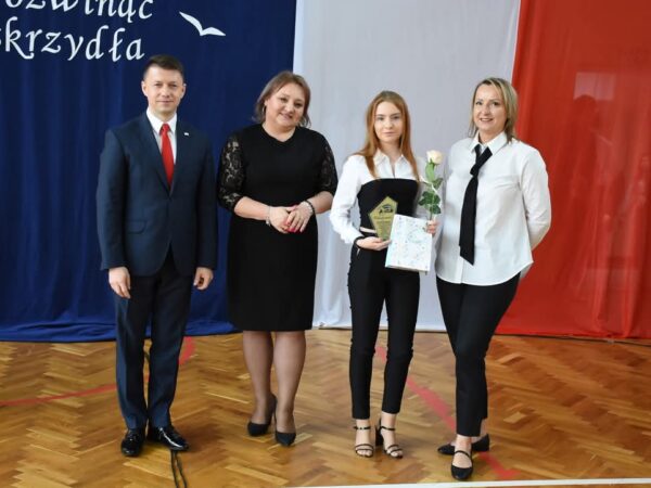 Uroczyste zakończenie roku szkolnego dla klas maturalnych