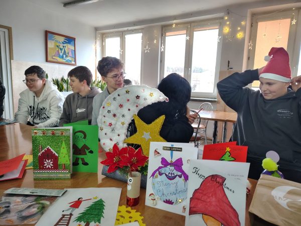 Kreatywne warsztaty uczniów klas I