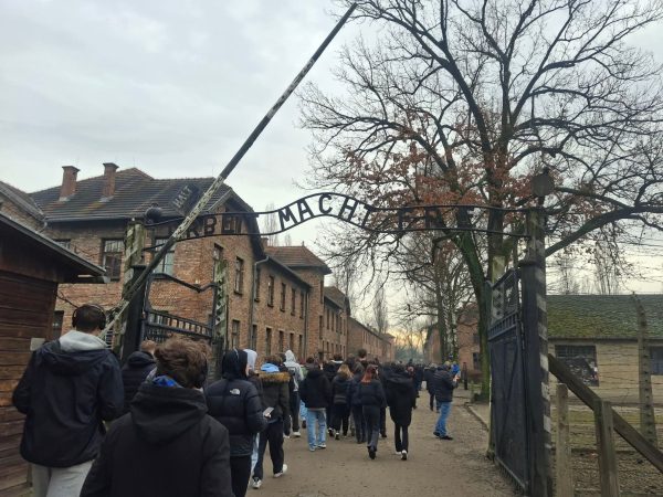 Młodzież „Staszica” w Muzeum Auschwitz – Birkenau