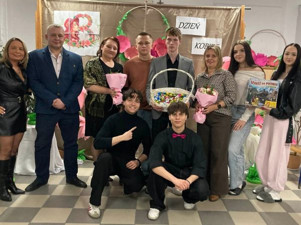 Dzień Kobiet w Internacie przy Zespole Szkół Nr3