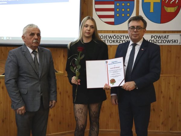 Wręczono Stypendia Sportowe Starosty Włoszczowskiego 