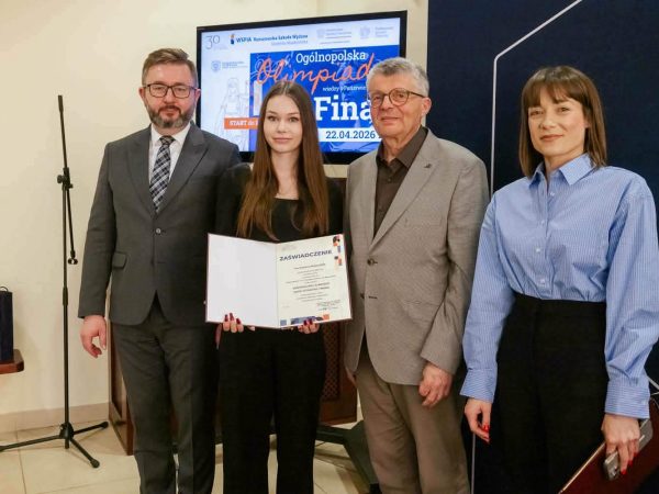 Zuzanna Krzysztofik finalistką Ogólnopolskiej Olimpiady Wiedzy o Państwie i Prawie 