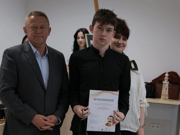 Jakub Kołakowski z klasy III TME wyróżniony w ogólnopolskim konkursie!
